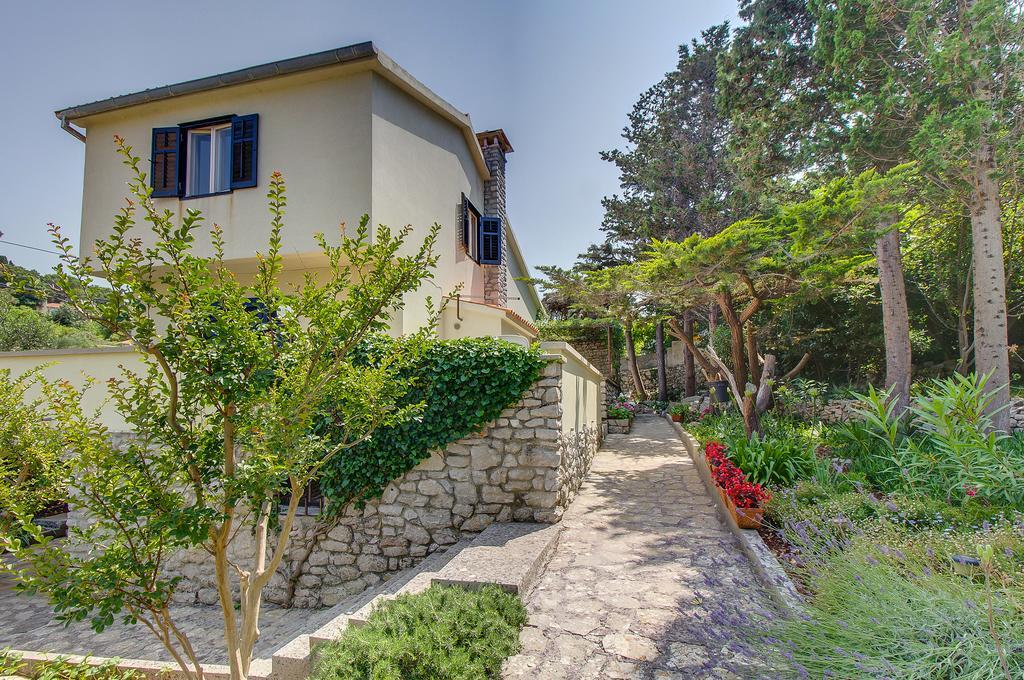 Holiday Home Villa Esperanca Veli Lošinj Exteriér fotografie